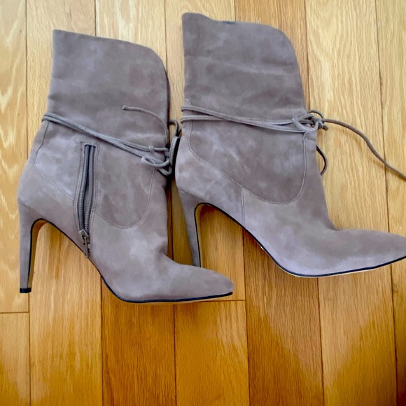 Lord & Taylor Booties - Picture 1 of 4